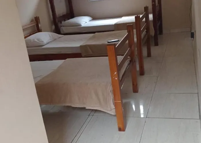 Hostel Suites Masculina E Feminina Com Estacionamento