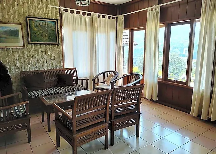 Villa Tunas Alam Mutiara
