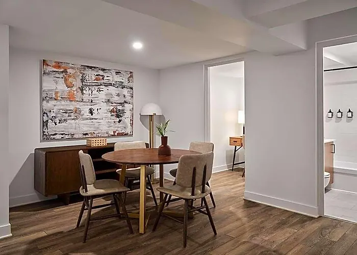 Capital Hill Hotel & Suites