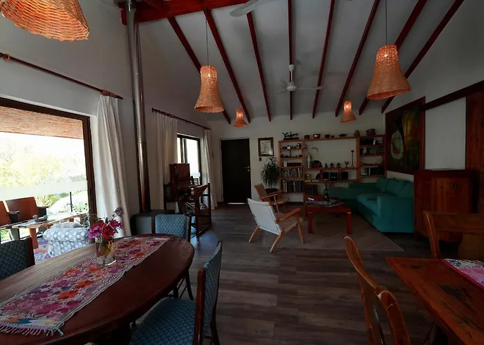 Uma Hotel