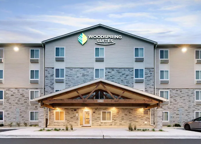 Woodspring Suites Carol Stream - Chicago