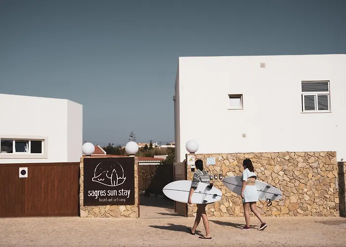 Sagres Sun Stay - Surf Camp & Hostel