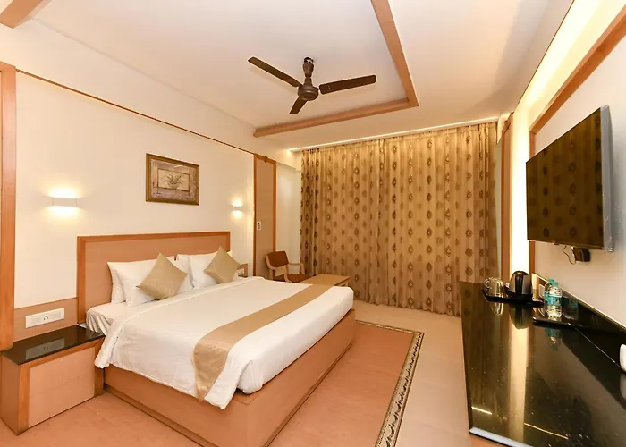 Hotel Roopa