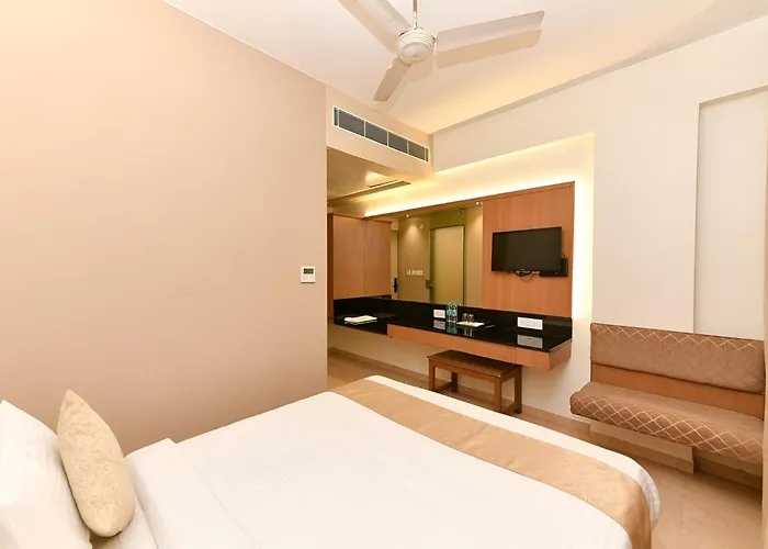 Hotel Roopa