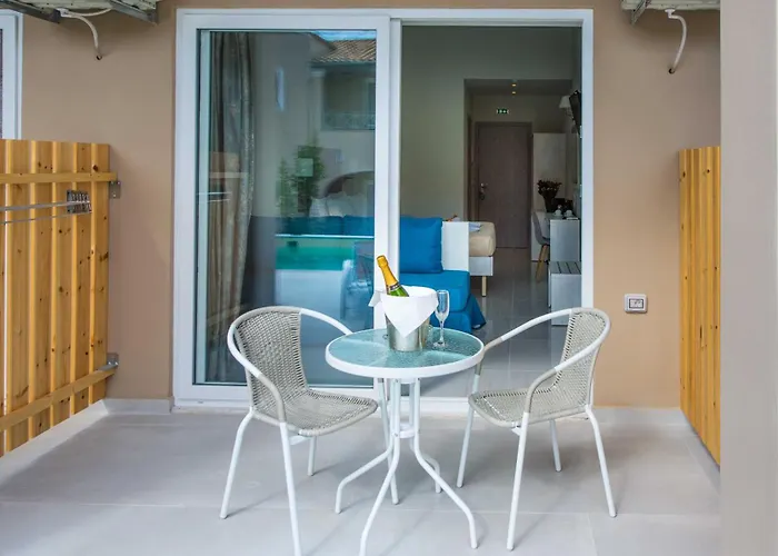 Amour Holiday Resort (Adults Only)