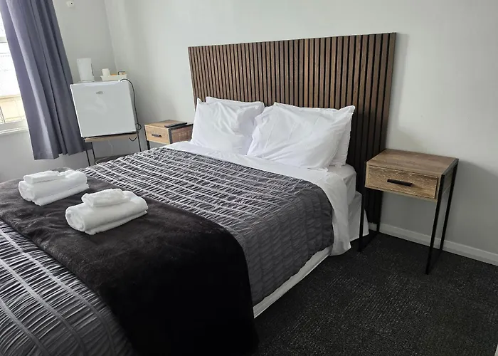 Hotel Motueka - Some Weekends May Have Loud Live Music Playing