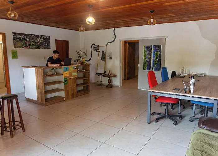 Nômades Riverside - Adventure Hostels&Coworking
