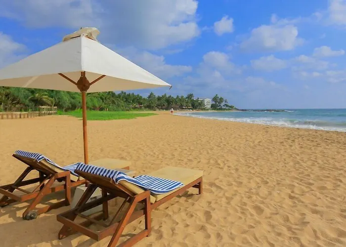Pandanus Beach Resort & Spa