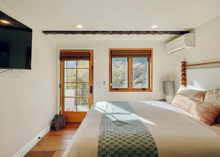 Zane Grey Pueblo Hotel
