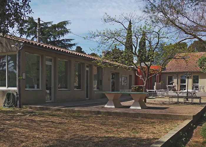 Auberge de Jeunesse HI Nîmes
