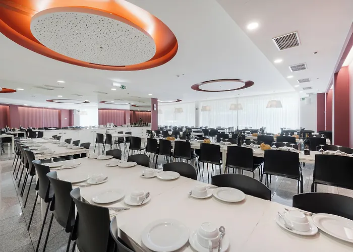 Hotel Azinheira By Ridan Hotels