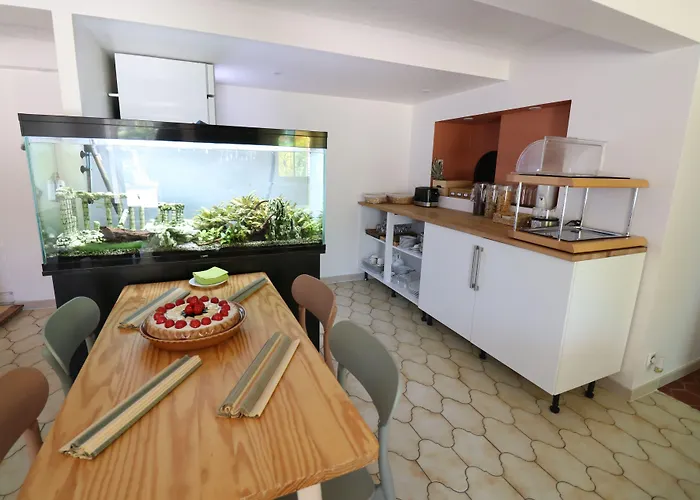 La Villa Roseraie , Hotel Familial Ouvert Toute L'Annee