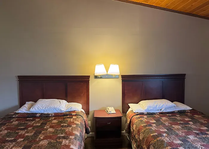 Town & Country Motel