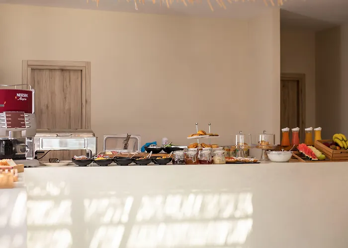 Atma Beach Rooms&Suites