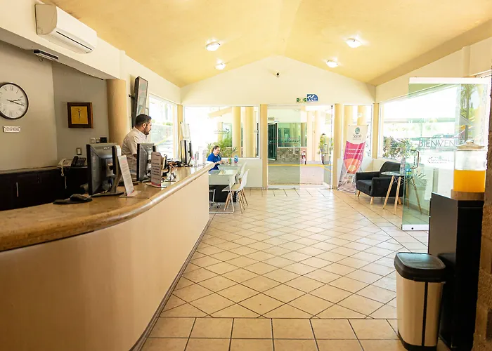 Hotel Splash Inn