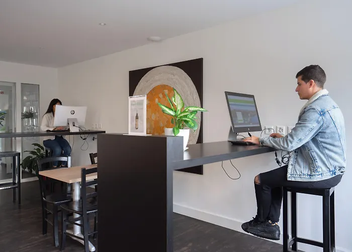 Nyon Hostel