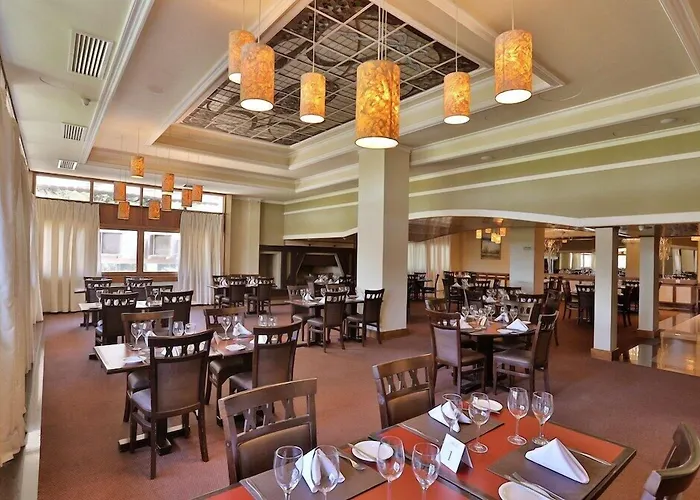 Tri Hotel