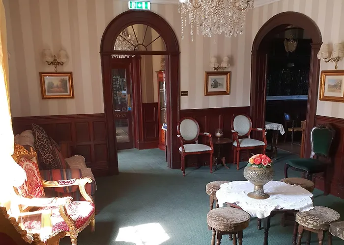 Georgian House Hotel