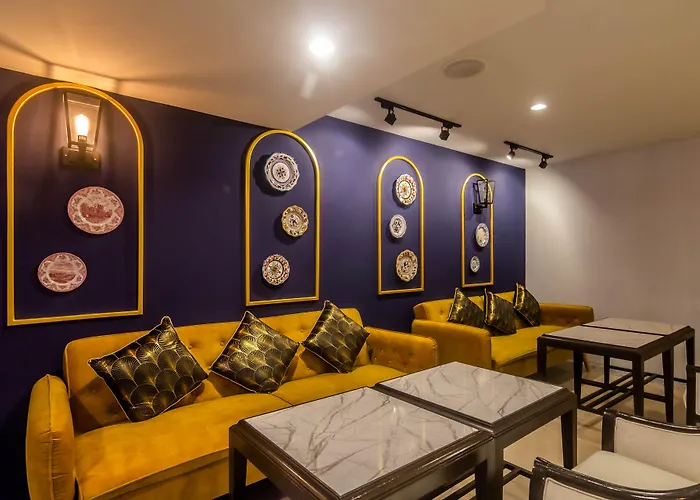 Montree Phuket Hotel