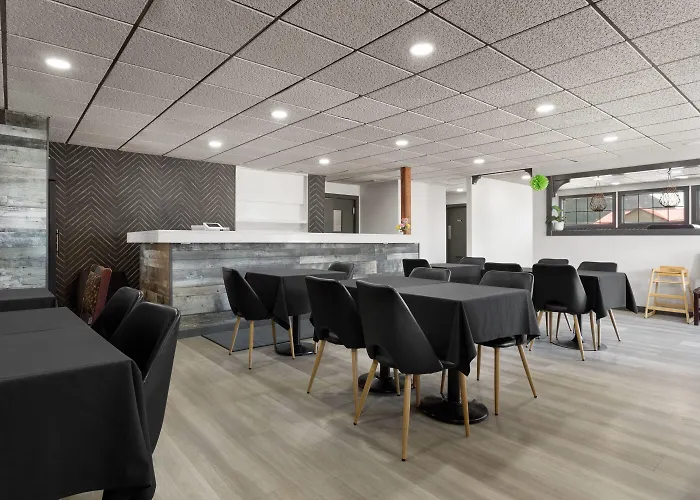 Travelodge By Wyndham Blairmore