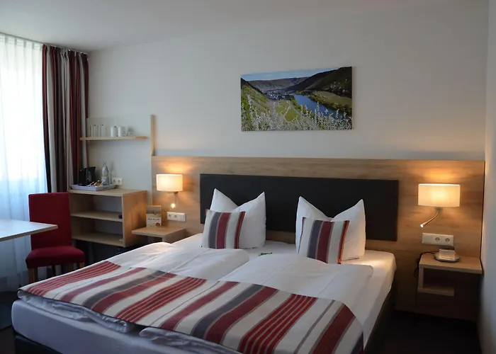 Flair Hotel am Rosenhügel - Garni