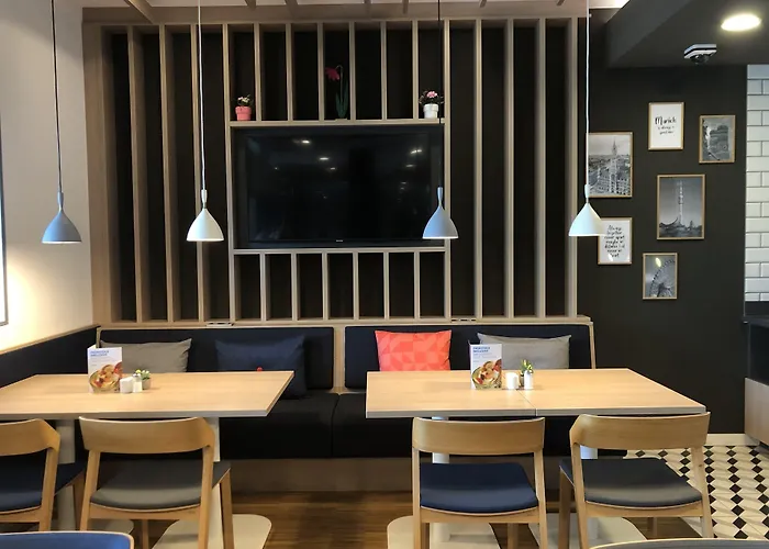 Holiday Inn Express Munich - Olympiapark By Ihg