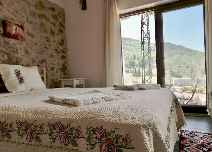 Dedehan Retreat Otel