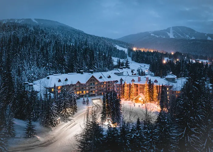 Blackcomb Springs Suites By Clique