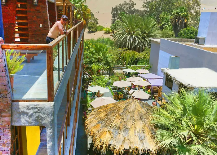 Banana'S Adventure Hostel