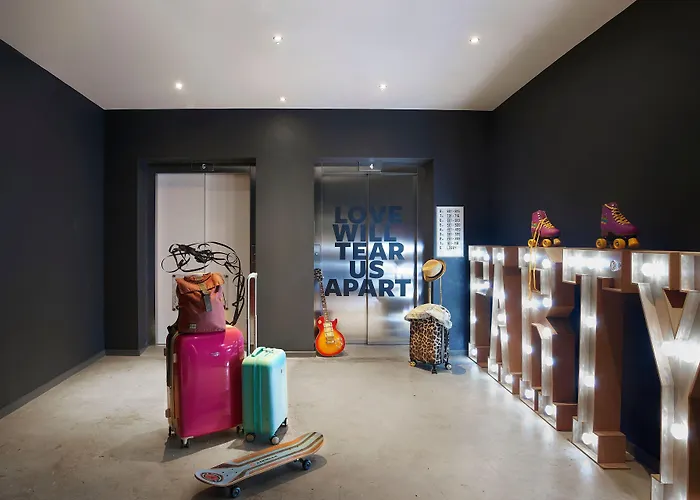 Moxy Manchester City Centre