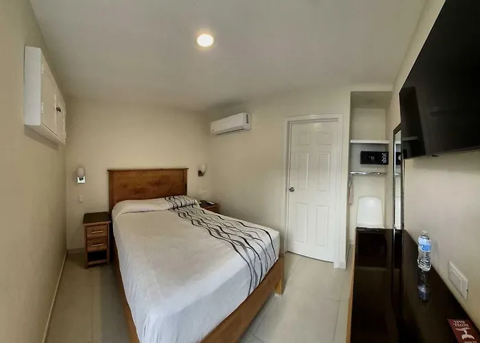 Hotel Baja
