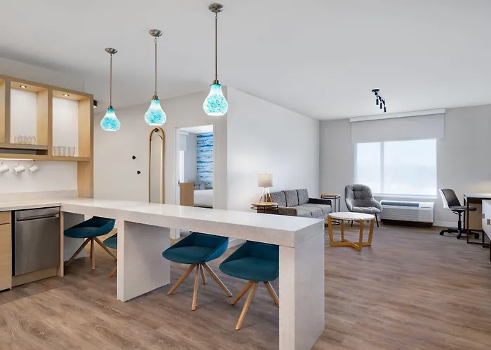 Towneplace Suites By Marriott Geneva At Spire Academy