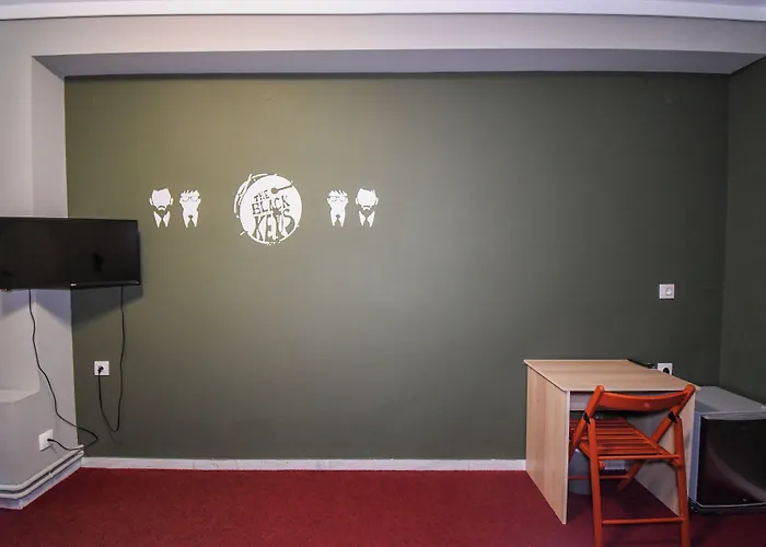 Stay Hybrid Youth Hostel