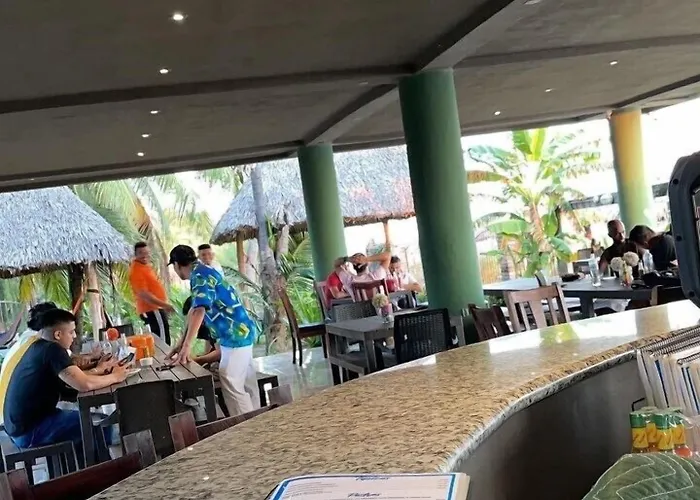 Sambo Mambo Beach Hotel