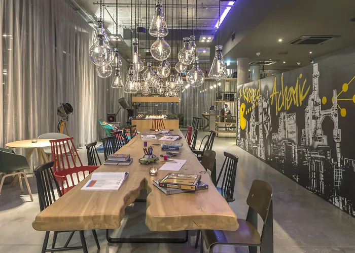 Moxy Edinburgh Airport