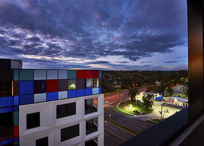 Melbourne Knox Central Apartment Hotel Official