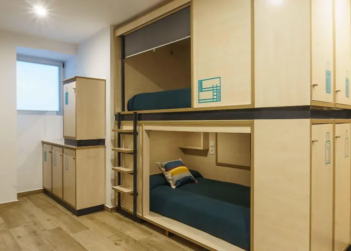 Take Surf Hostel Conil