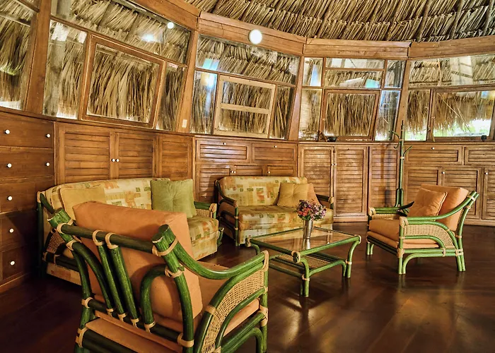 Mucura Club Hotel