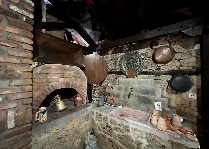Hagiati Guesthouse - Edessa Cozy Mountain Retreat