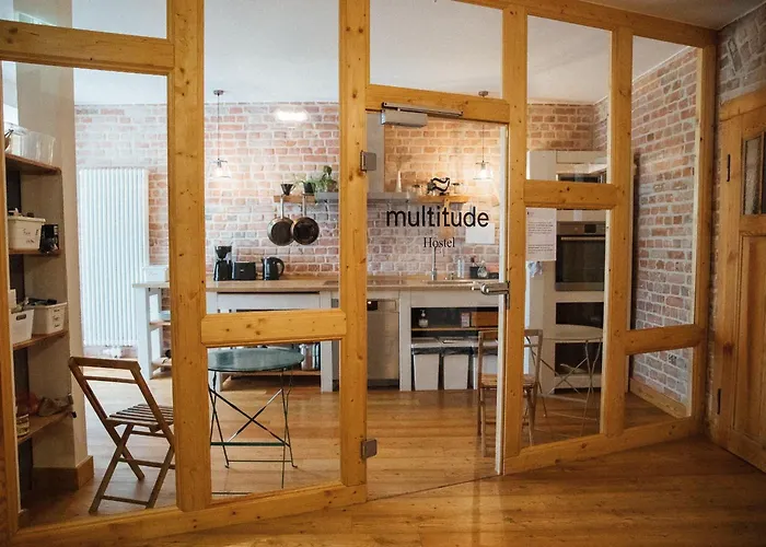 Hostel Multitude