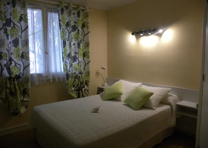 Hotel Le Cambronne