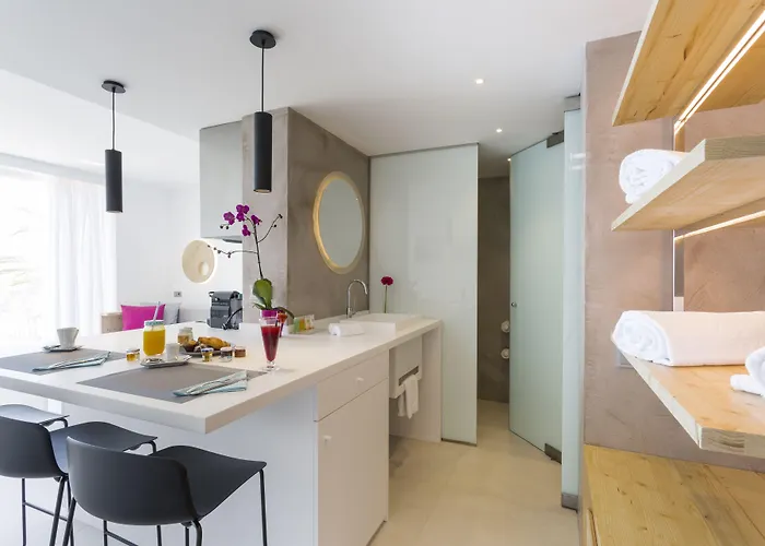 One Ibiza Suites