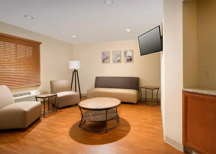 Woodspring Suites Chicago Romeoville