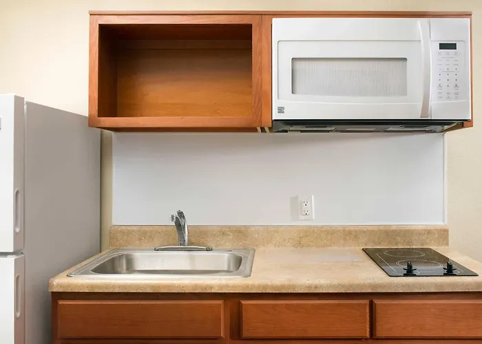Woodspring Suites Chicago Romeoville