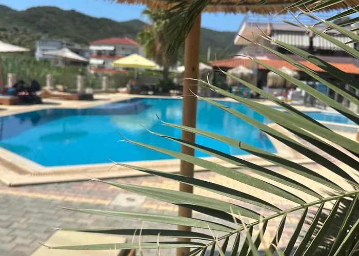 Hotel Palmera Sarti