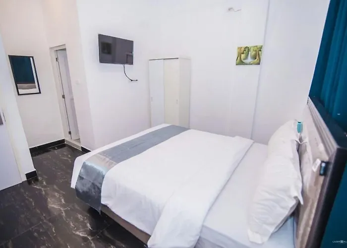 Hadrah Hotel