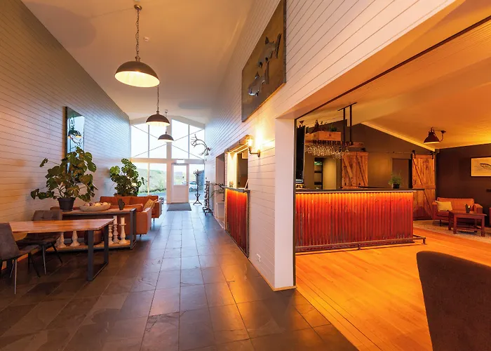 Aurora Lodge Hotel