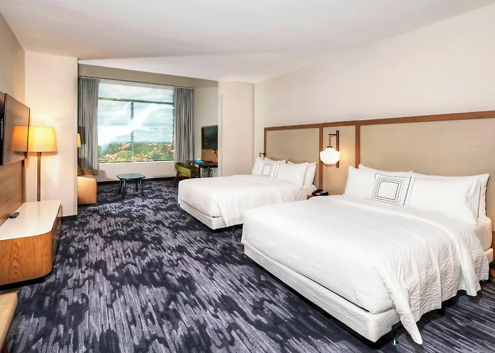 Fairfield Inn & Suites By Marriott Ottawa Airport