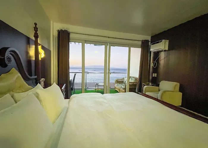 Montani Beach Resort Puerto Galera Powered By Cocotel
