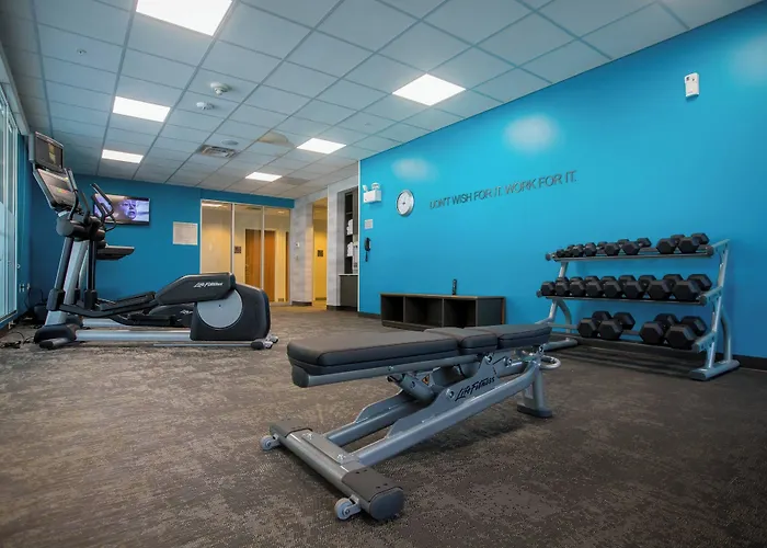 Fairfield Inn & Suites By Marriott Alexandria